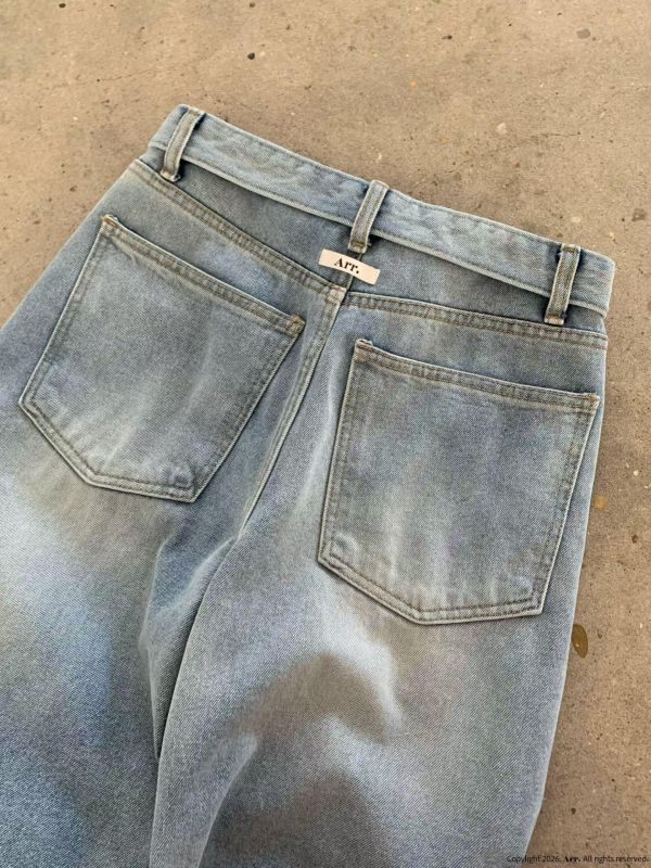 反褶腰頭修身牛仔褲 牛仔褲