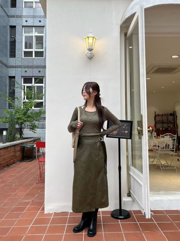 質感皮革側釦長裙 皮裙