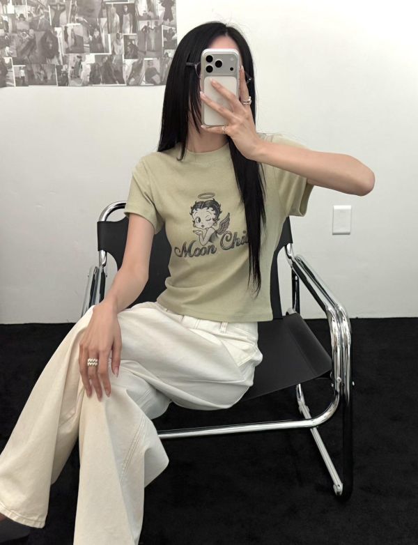 Betty修身Tee Betty Tee T-SHIRT