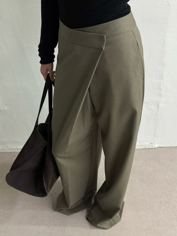 斜裁設計寬版長褲 寬褲
