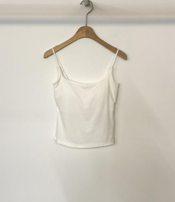 微弧領細肩帶BRA TOP BRA TOP