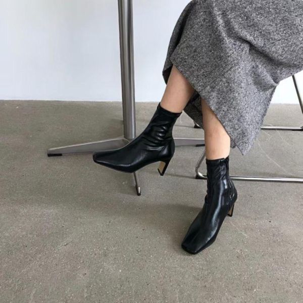 俐落方頭細跟短靴 踝靴