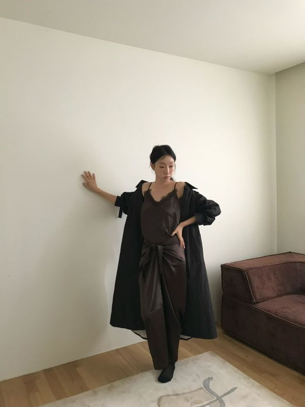 光澤綁帶造型長裙 長裙