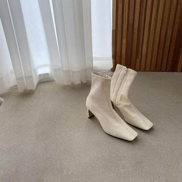 俐落方頭細跟短靴 踝靴