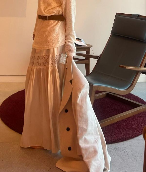 光澤感緞面蕾絲長裙 蕾絲裙