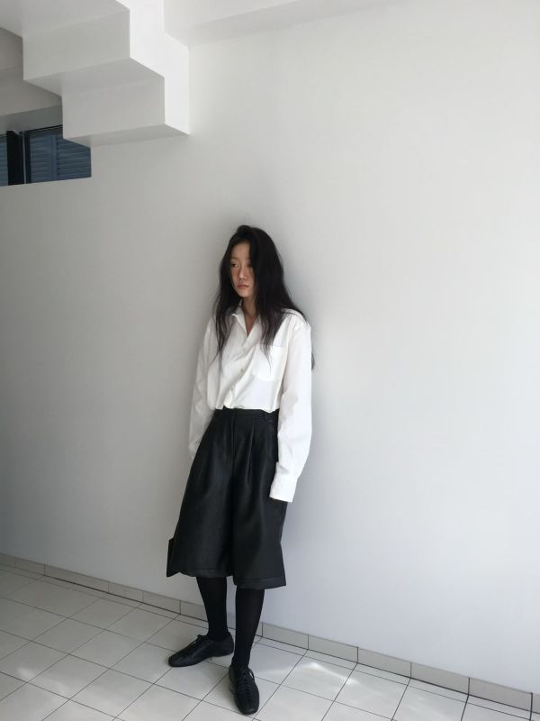 率性皮革五分褲 皮褲