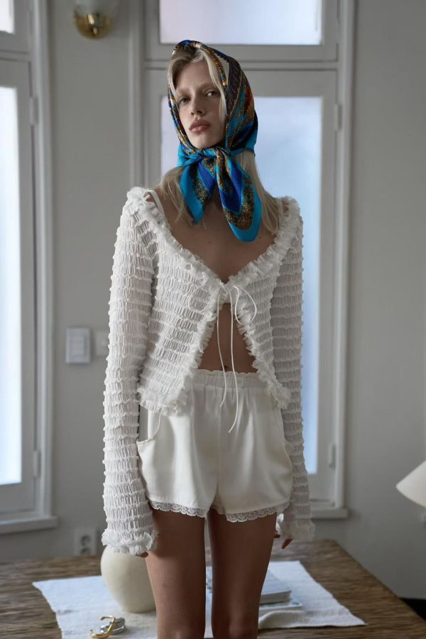 質感緞面蕾絲短褲 緞面蕾絲短褲