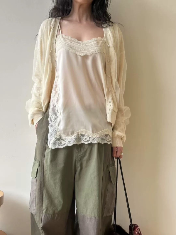 蕾絲開衩緞面背心 蕾絲背心