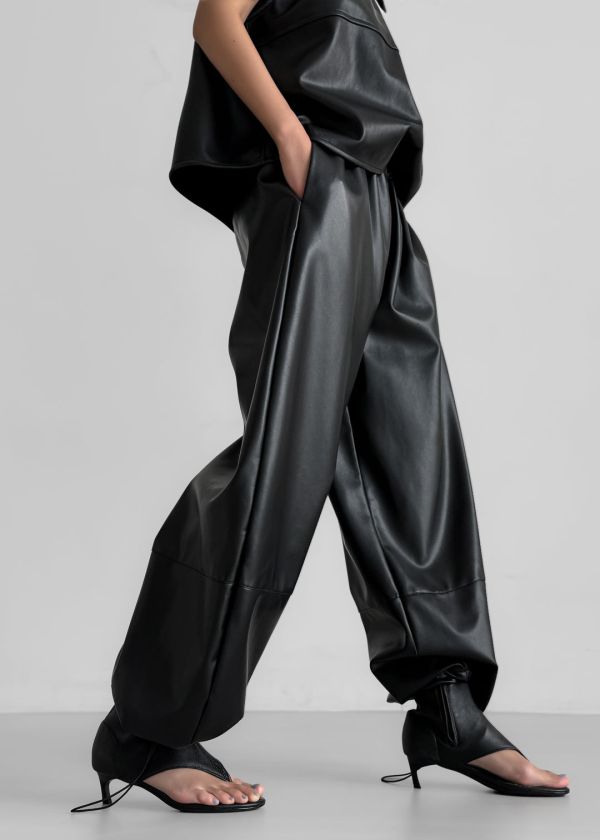 結構感立體廓形皮褲 廓形皮褲