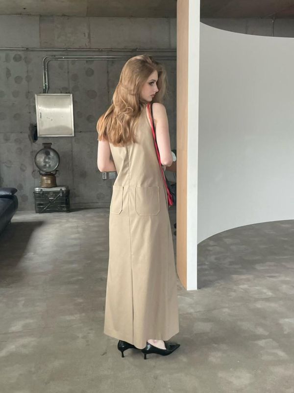 立體剪裁削肩長洋裝 削肩長洋裝