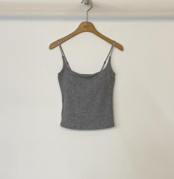 微弧領細肩帶BRA TOP BRA TOP