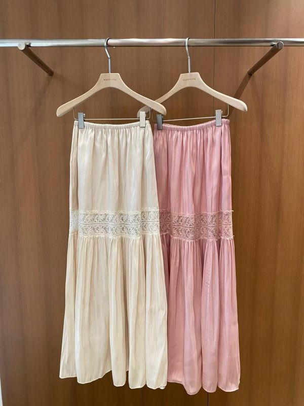 光澤感緞面蕾絲長裙 蕾絲裙