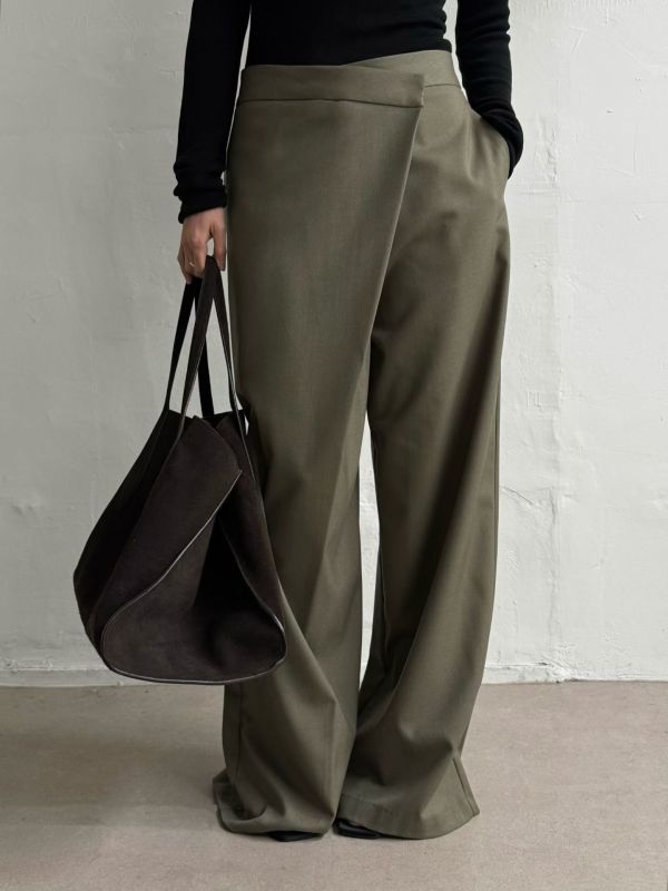 斜裁設計寬版長褲 寬褲
