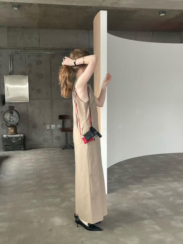 立體剪裁削肩長洋裝 削肩長洋裝