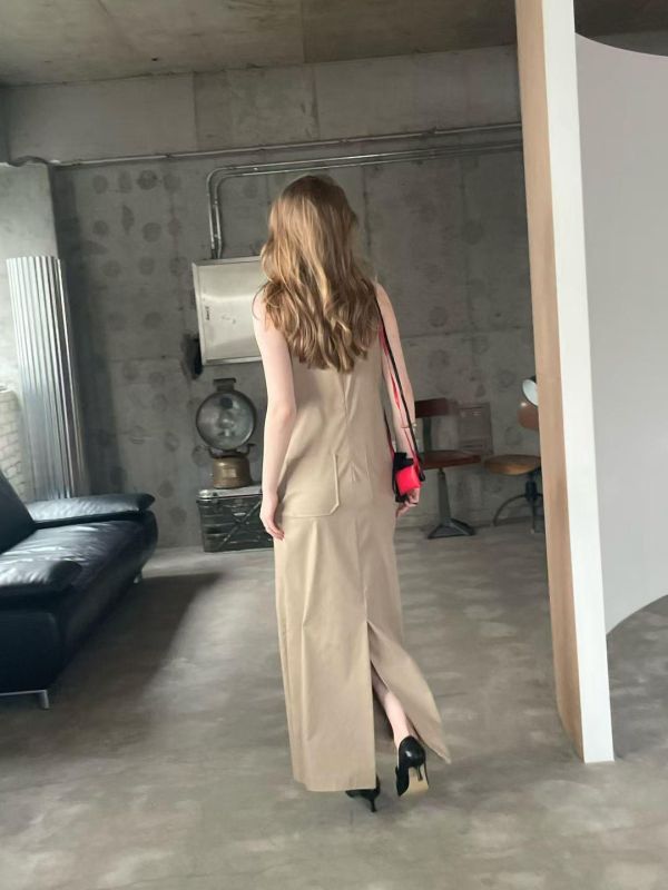 立體剪裁削肩長洋裝 削肩長洋裝