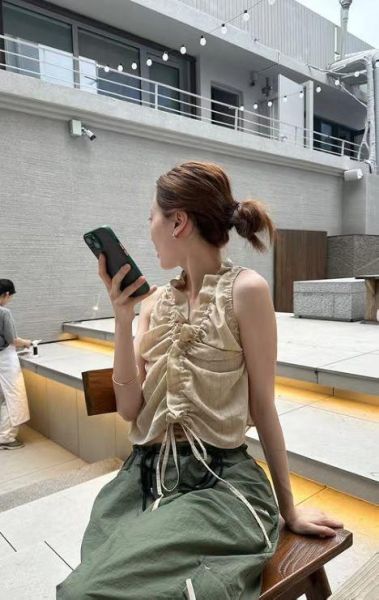 條紋抽皺設計背心 背心