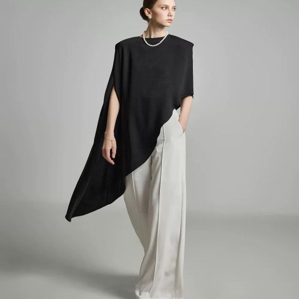 Asym Flow 不對稱垂墜上衣 不對稱垂墜上衣