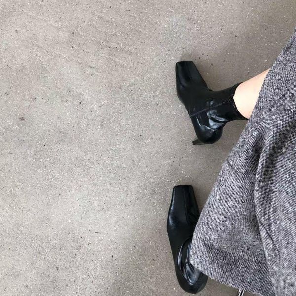 俐落方頭細跟短靴 踝靴