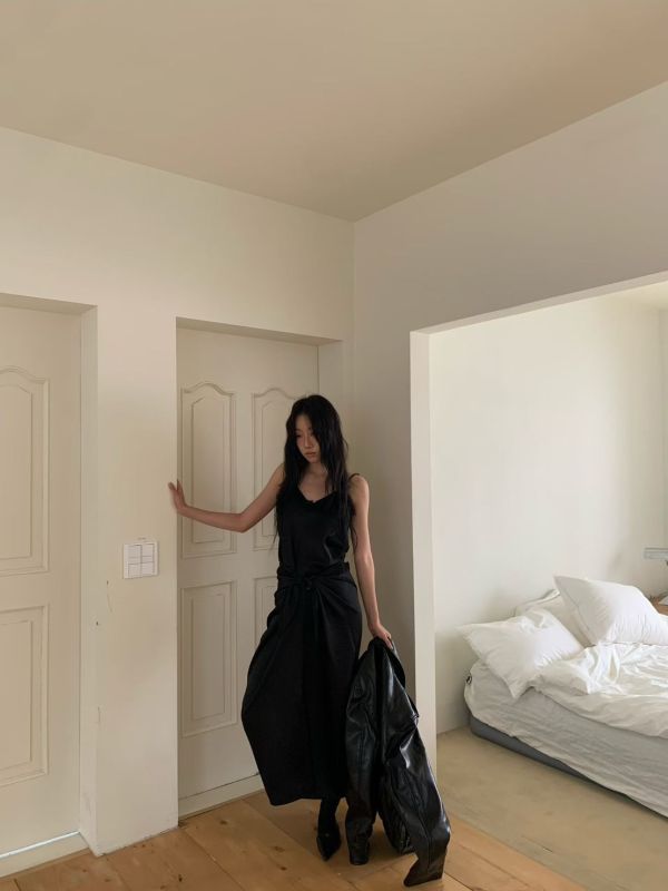 光澤綁帶造型長裙 長裙