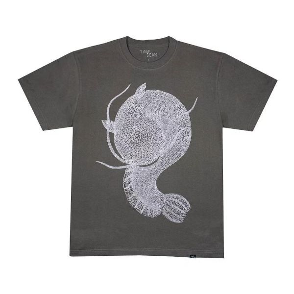 NAMAZU TEE (DARK GREY) 