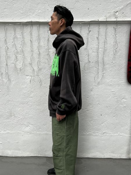 SPIKEY SCRIPT ZIP HOOD 