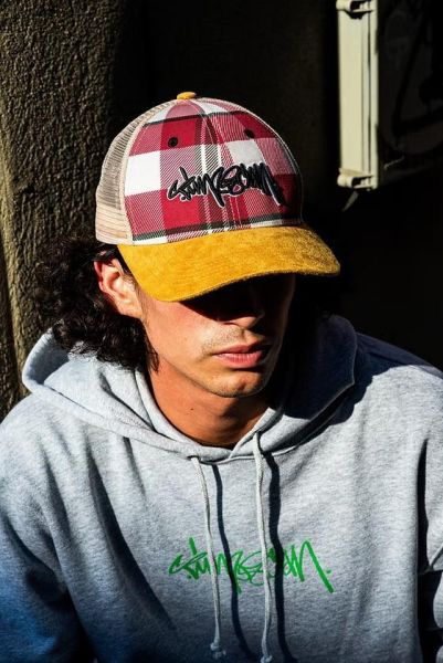 SCRIPT MESH CAP 