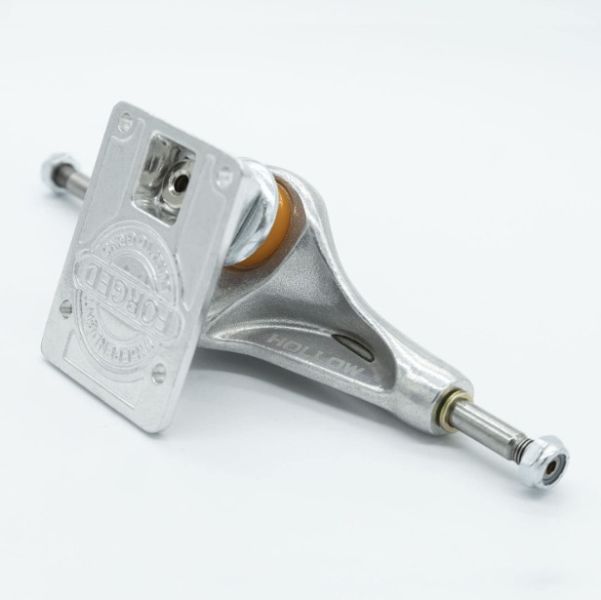 【INDEPENDENT】STAGE 11 FORGED HOLLOW SILVER STANDARD TRUCKS 139／144（基本款－鍛造雙中空輪架） 