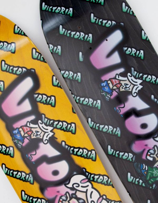 【VICTORIA】DOMZ LOGO CRUISER 8.38" 