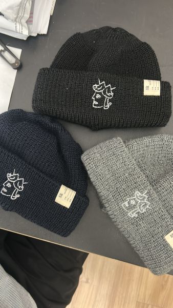 QUEENHEAD CUFF BEANIE 