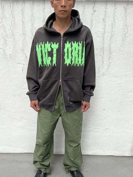 SPIKEY SCRIPT ZIP HOOD 