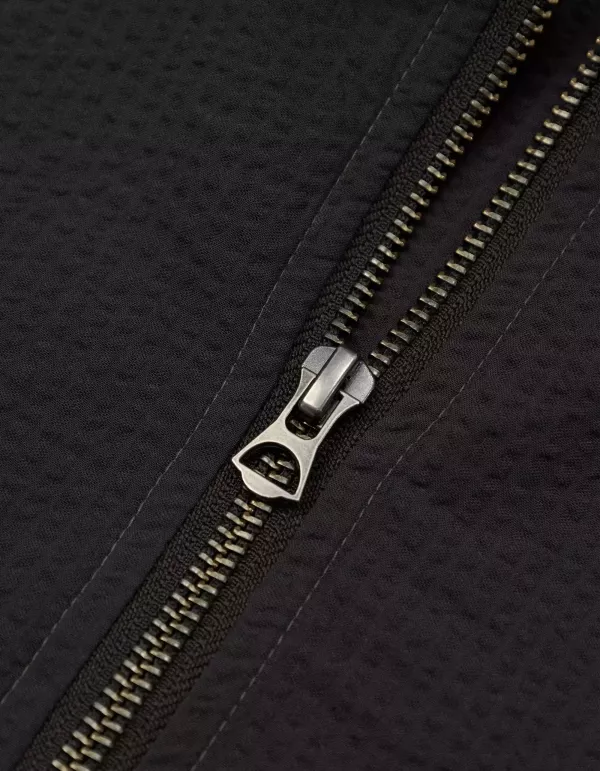 SEERSUCKER QUARTER ZIP SHIRT 