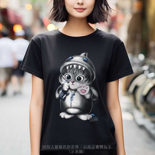台灣TAIWAN自創品牌潮流T恤-圓領純棉短袖T-限定版(轉印)-鯨魚貓 印花T恤、插畫T、創意圖案T恤、MITT恤、台灣製T恤、高品質純棉T恤、情侶T恤、情侶裝T恤、情侶短袖