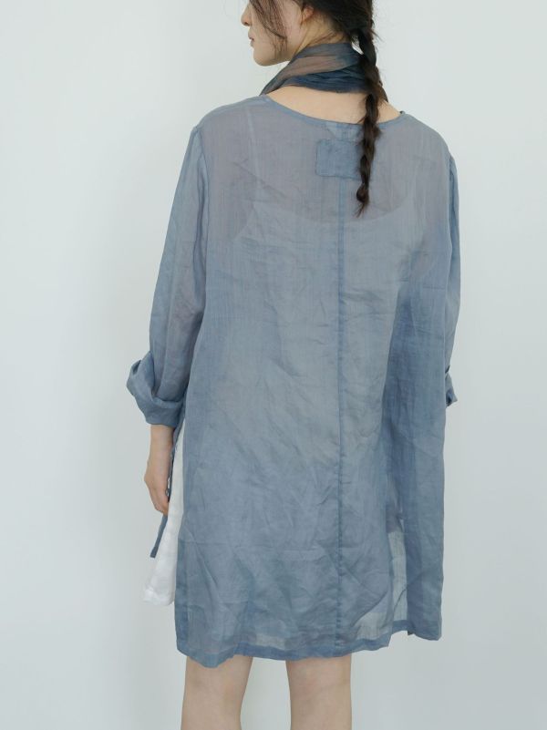 燕燕~清透莧麻~簡約圓領套頭中長襯衫 文藝風骨寬鬆長衫 上衣。ab2420001 