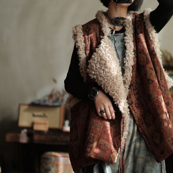 燕燕~復古羊捲毛翻領繫帶夾棉背心 ab227201 