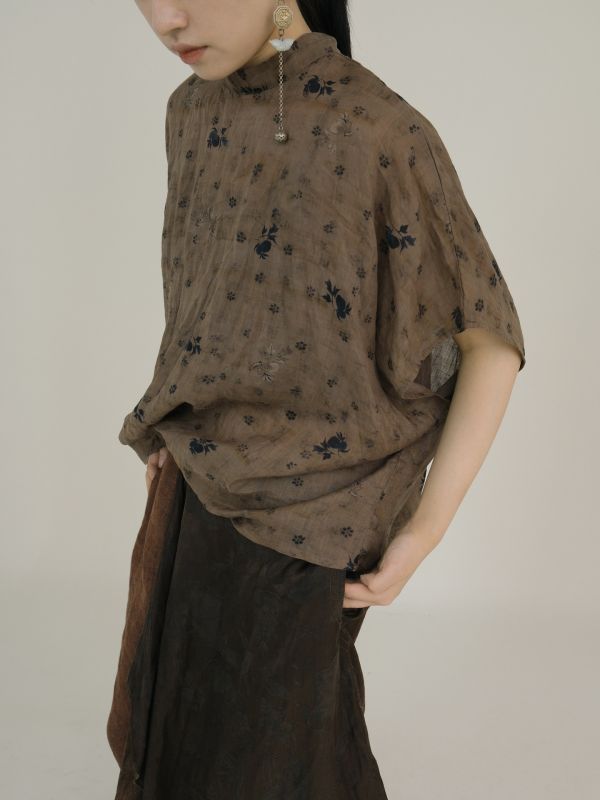 燕燕～早秋款 苧麻 復古半高領印花蝙蝠袖上衣 襯衫  ab2320501 