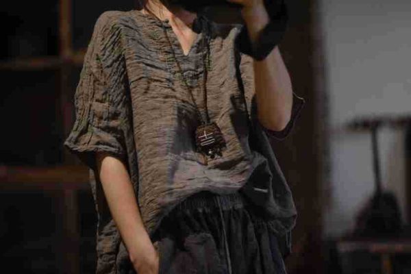 燕燕~亞麻 文藝復古肌理感色織套頭立領盤扣寬鬆落肩小衫 上衣 