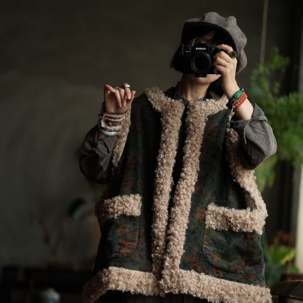 燕燕~復古燈芯絨羊捲毛大口袋夾棉加厚背心 ab222301 