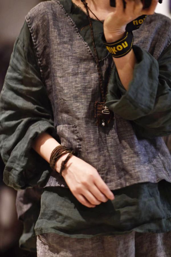 燕燕棉麻～藝術復古亞麻手縫線跡V領套頭寬鬆輕薄背心 