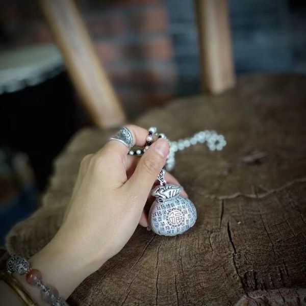 燕燕~棉麻商品~復古文藝棉麻百搭配飾藏銀毛衣鏈掛件項鍊. (福袋） 