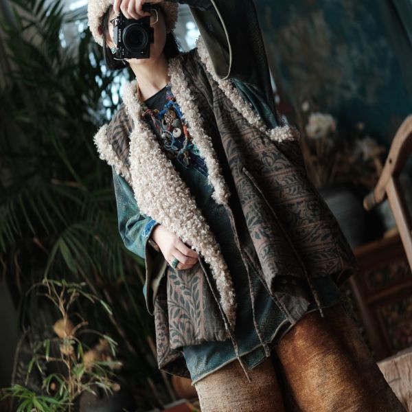 燕燕~復古羊捲毛翻領繫帶夾棉背心 ab227201 