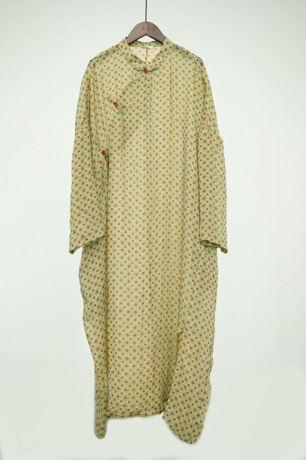 燕燕棉麻～苧麻 復古點點繭型 寬鬆斜襟長旗袍 洋裝 連身裙  ab2306301 