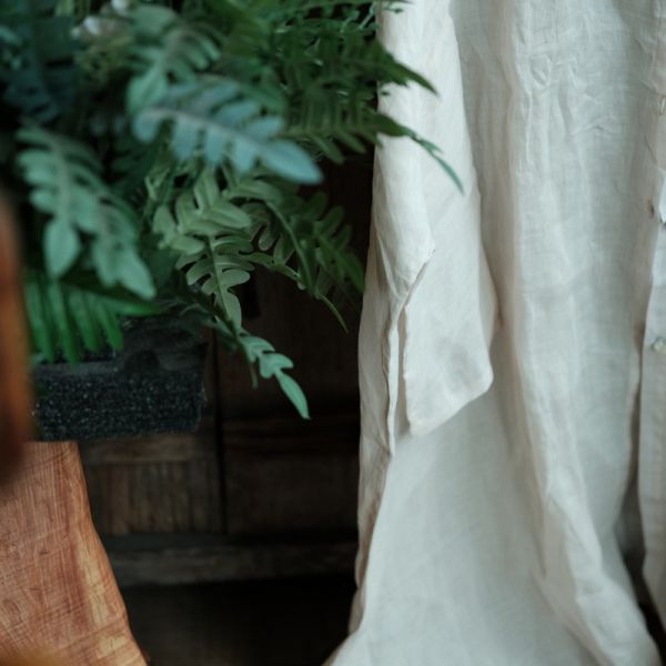 燕燕~水洗麻～寬鬆飄逸蝙蝠袖薄襯衫防曬上衣。ab196101（這件非常寬鬆喔） 