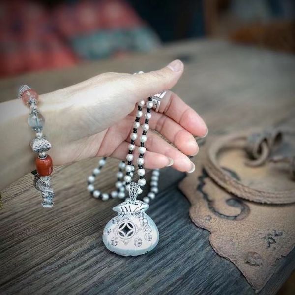 燕燕~棉麻商品~復古文藝棉麻百搭配飾藏銀毛衣鏈掛件項鍊. (福袋） 