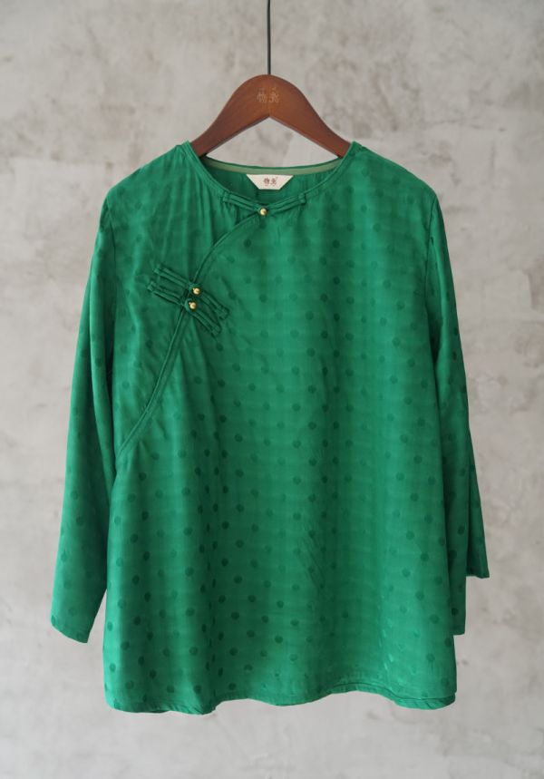 燕燕～棉麻天絲材質  薄點提花斜襟金扣上衣 長袖棉麻衫 ab2205601 