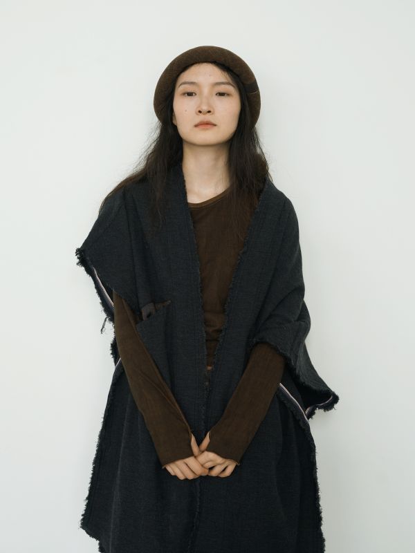 燕燕~秋款 復古色織沙礫披肩長外套 復古毛邊做舊隨性長外套 ab2430801 