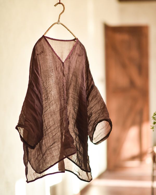 燕燕. 春夏新款 雙色輕薄襯衫 撞色V領手工針跡繡線文藝麻衫 上衣 