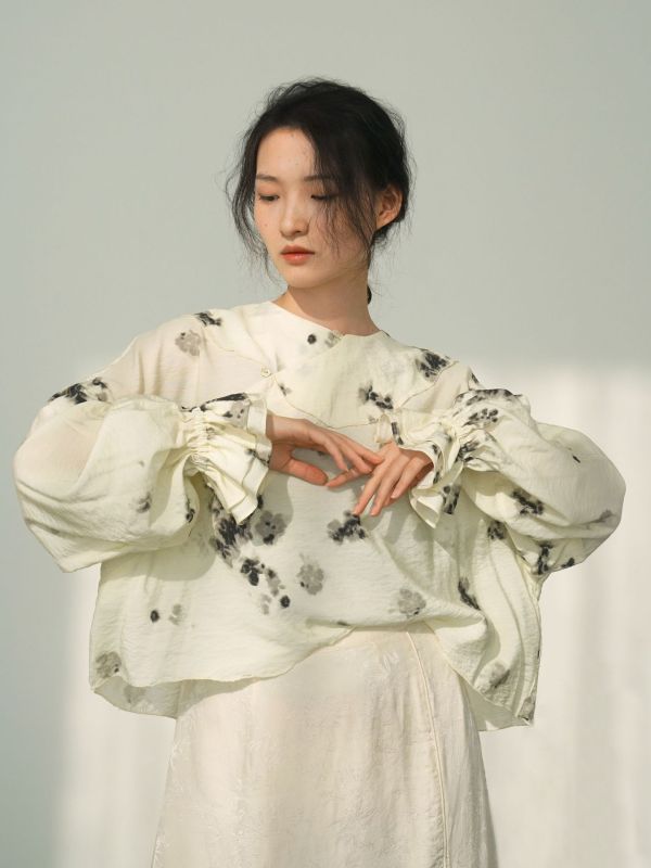 燕燕~天絲~中國風斜襟印花襯衫 復古雲肩寬鬆喇叭袖上衣    ab2420601 