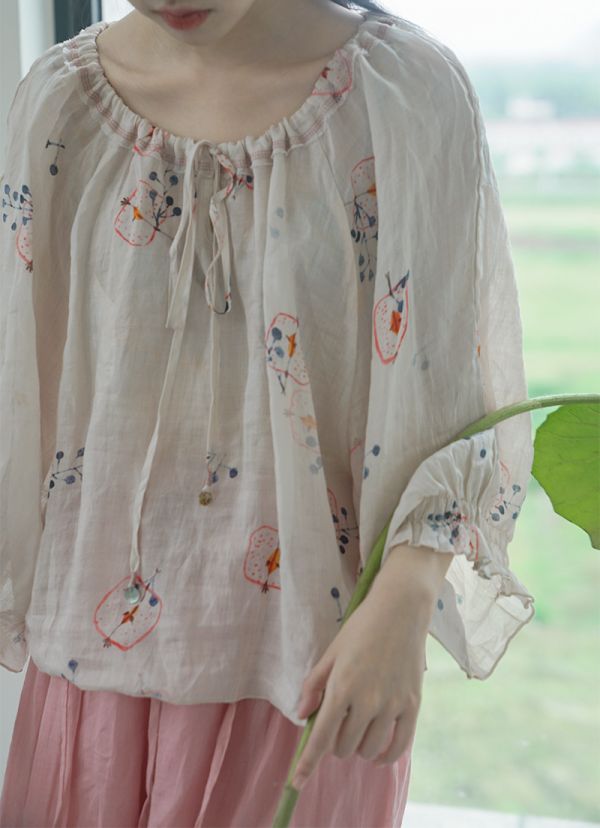 燕燕~棉麻商品~苧麻材質 田園印花寬鬆罩衫 減齡繫帶上衣 度假襯衫  ab2220601 