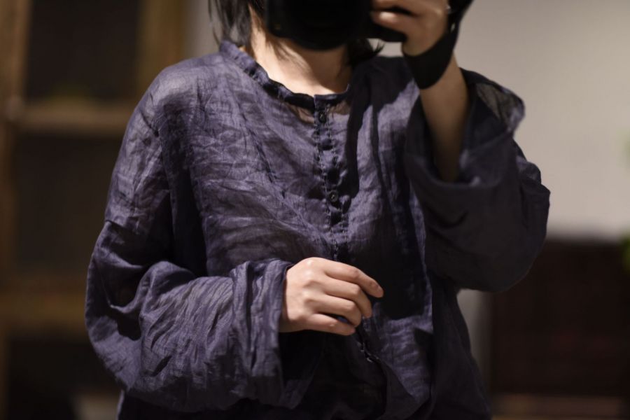 燕燕~棉麻商品~春季。苧麻  文藝復古輕薄寬鬆落肩圓領布扣上衣小衫 長袖棉麻衫 