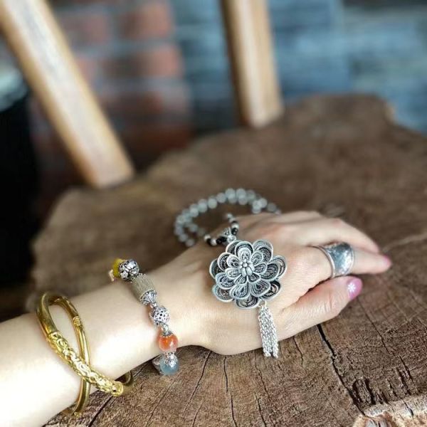 燕燕~棉麻商品~夏款.   藏銀復古百搭毛衣鏈挂件配飾流蘇花項鍊. 